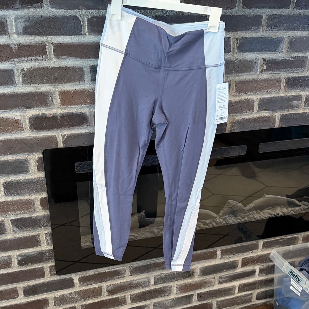 Athleta women’s  Two-Tone Leggings